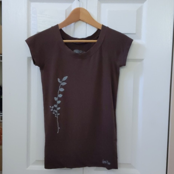 Brown T-shirt from Jipsi Tree - Picture 1 of 2